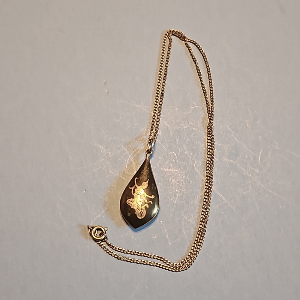 Siam sterling necklace